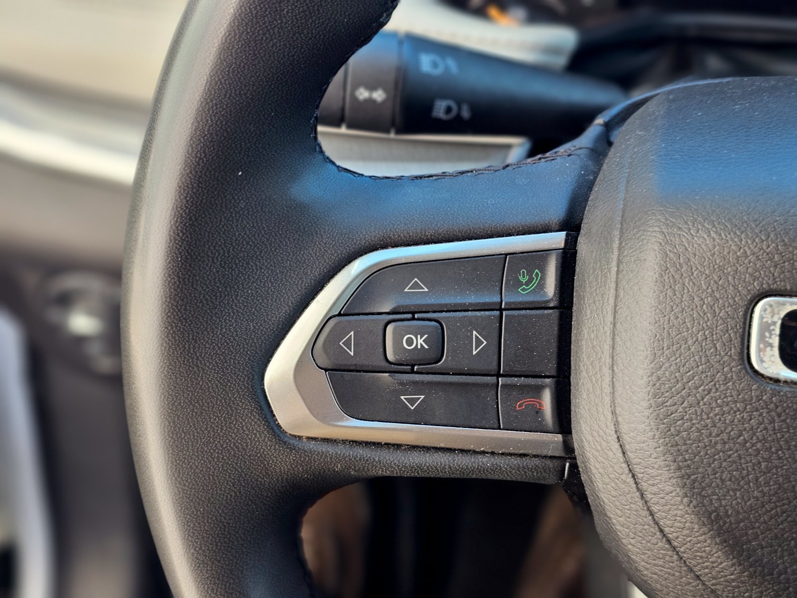 Used 2024 Jeep Compass Limited AWD/4WD image 27
