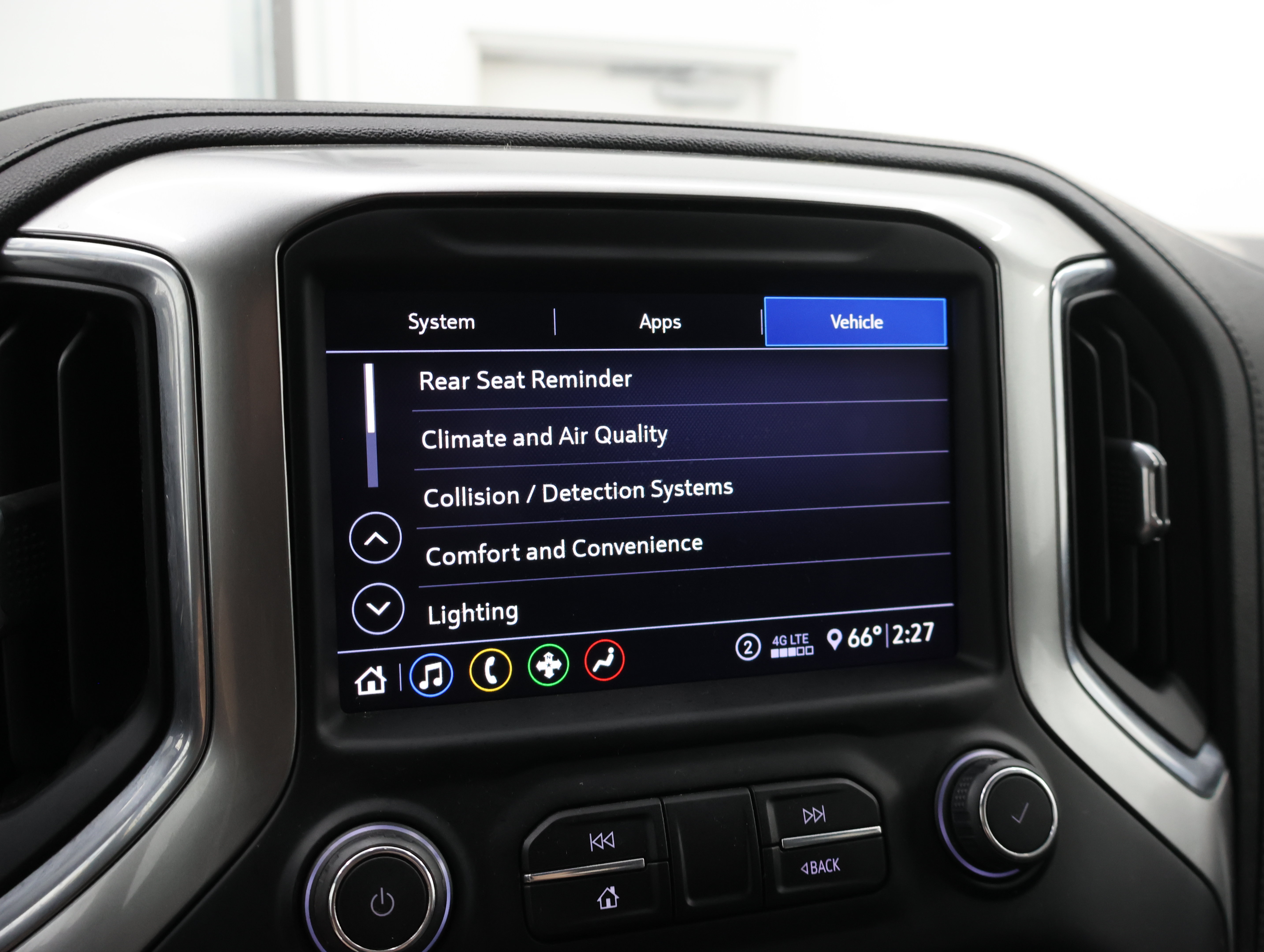 Used 2020 Chevrolet Silverado 1500 LT Trail Boss AWD/4WD image 60