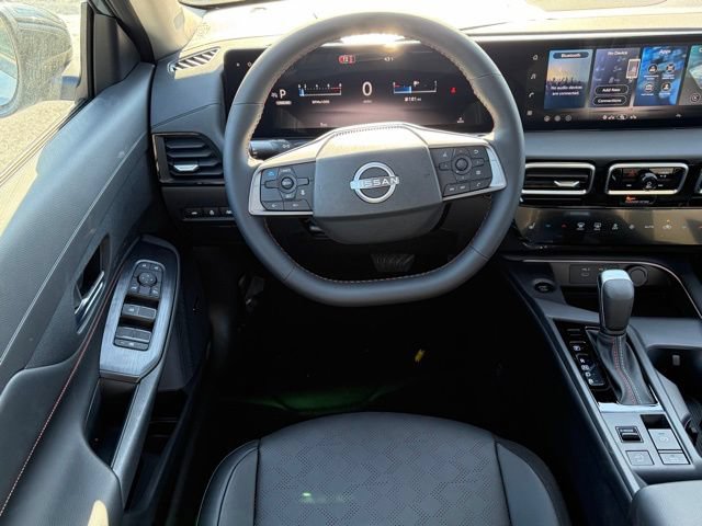 New 2026 Nissan Sentra SR w/ SR Premium Package FWD image 36