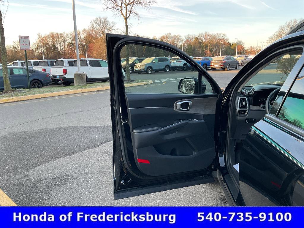 Used 2022 Kia Sorento S image 14