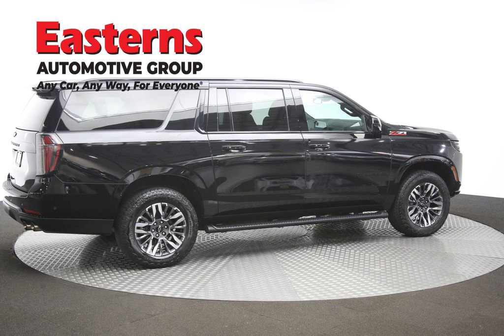 Used 2025 Chevrolet Suburban Z71 AWD/4WD image 46