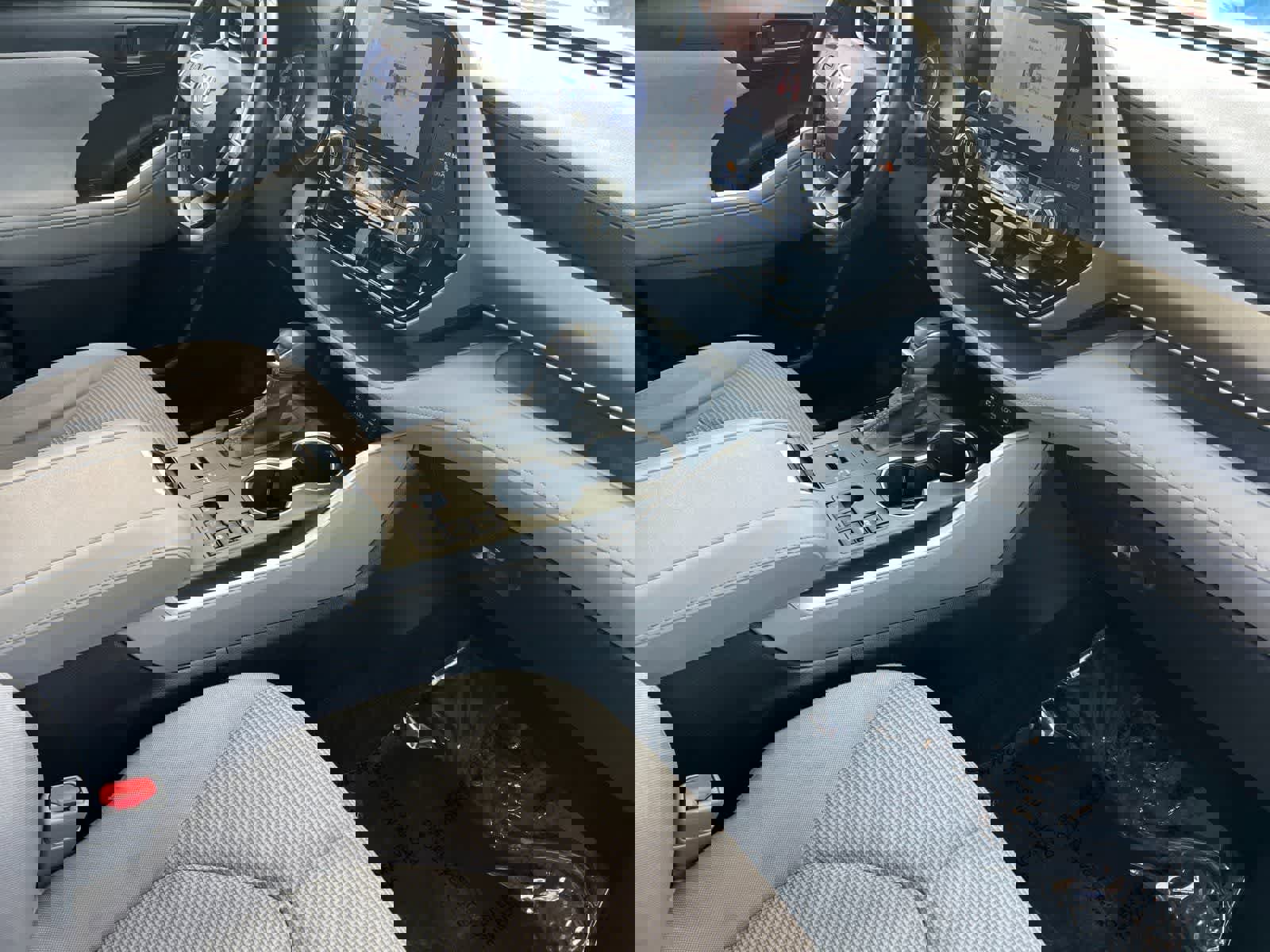 Used 2023 Toyota Highlander LE image 18