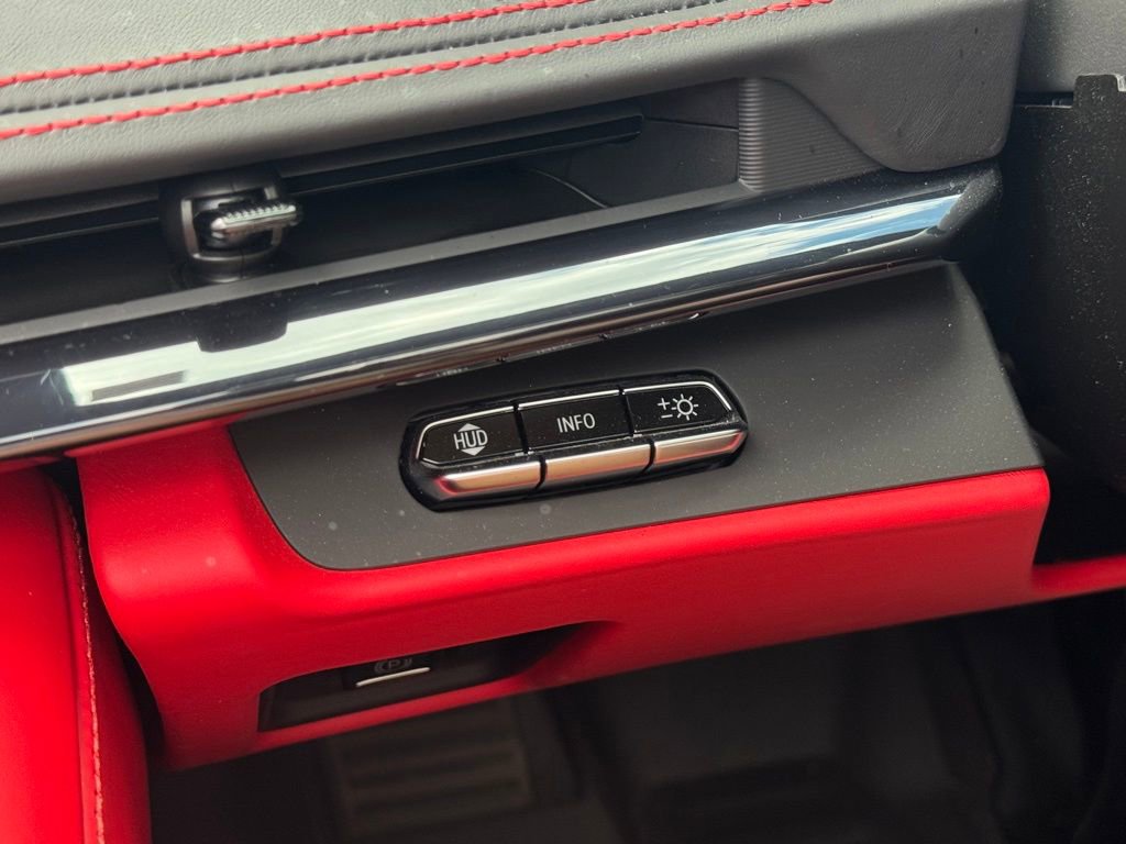 Used 2023 Chevrolet Corvette Stingray w/ Z51 Performance Package image 42