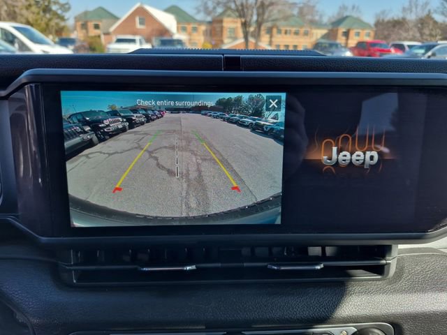 Used 2024 Jeep Wrangler Sport AWD/4WD image 22