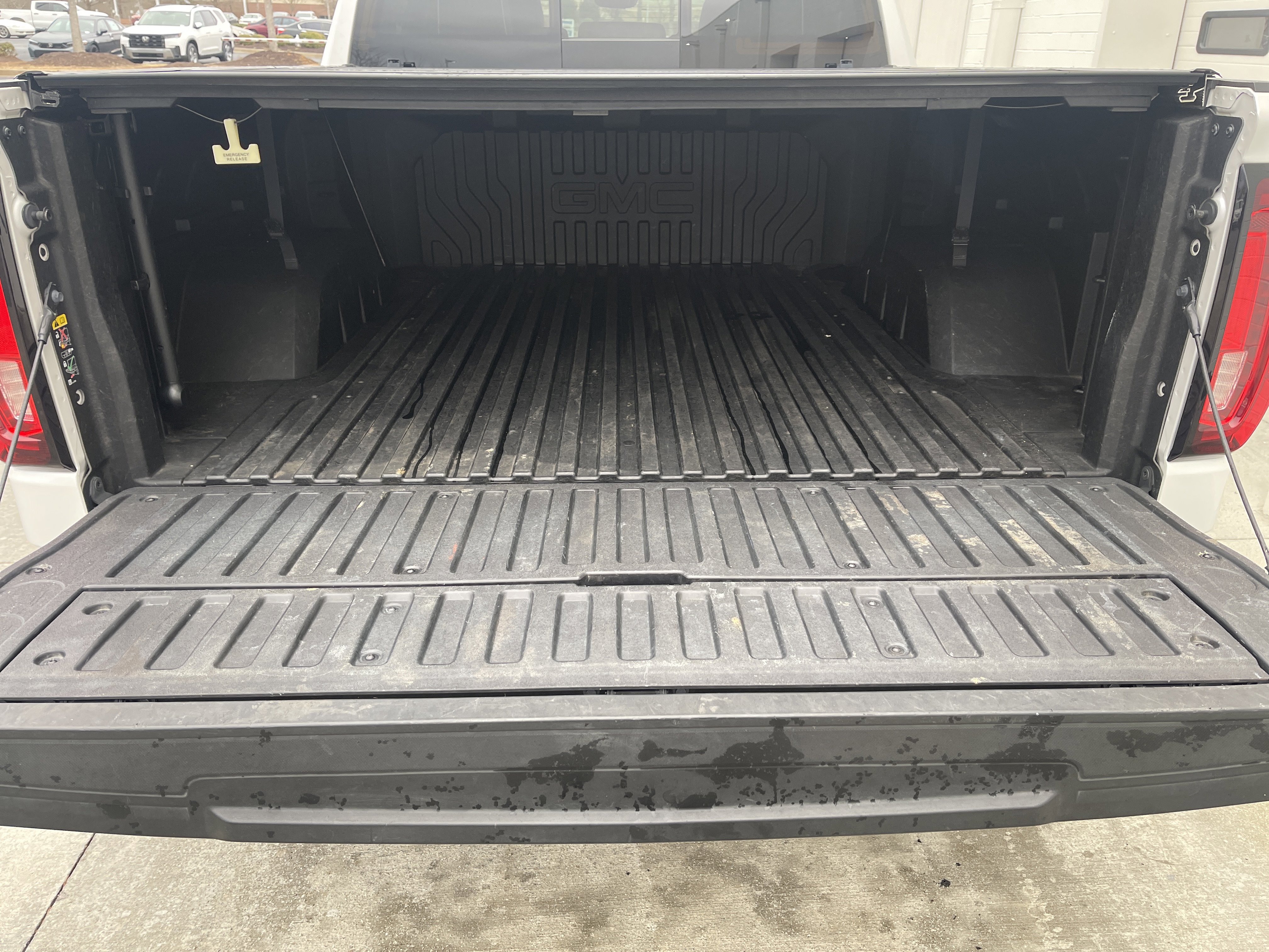 Used 2024 GMC Sierra 1500 Denali Ultimate image 30