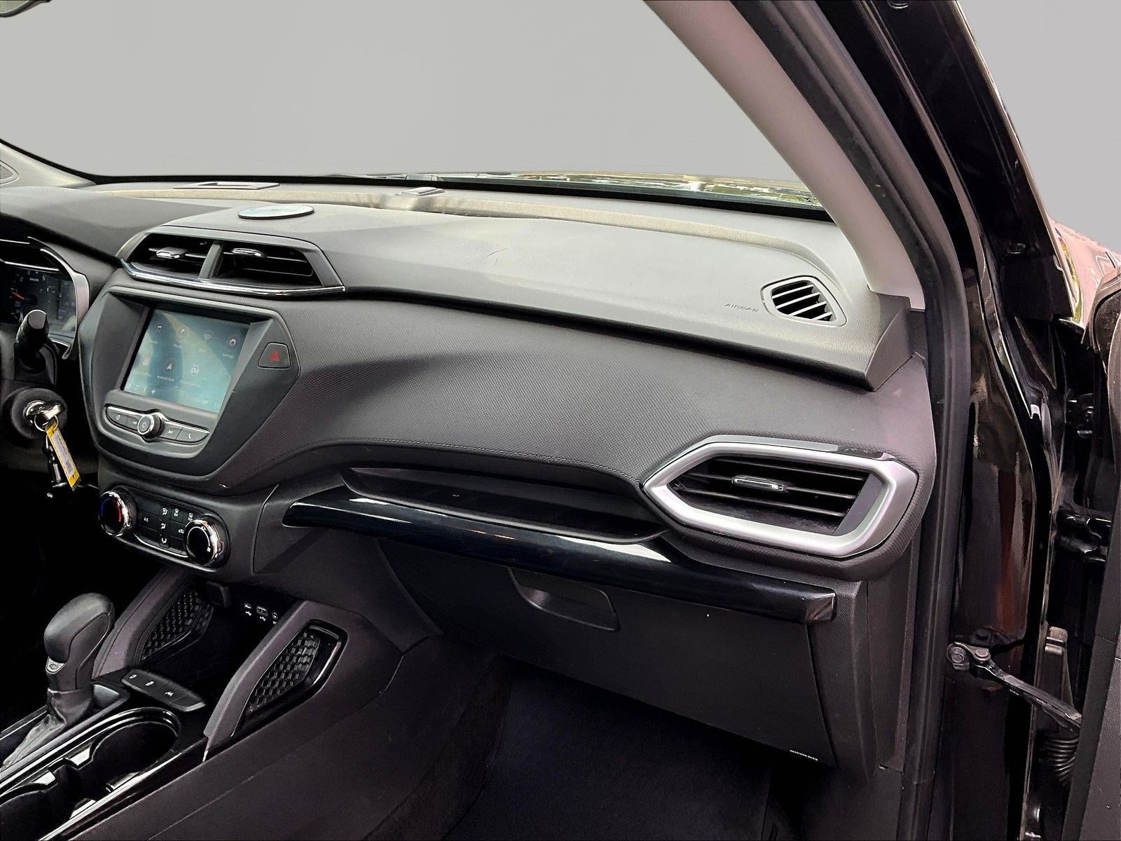 Used 2021 Chevrolet TrailBlazer LS FWD image 25