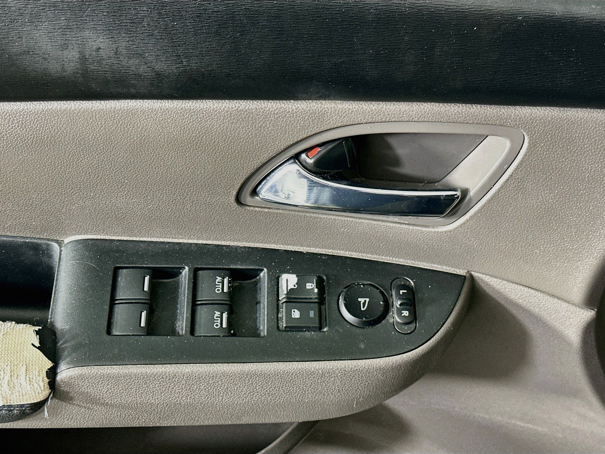 Used 2016 Honda Odyssey SE image 15
