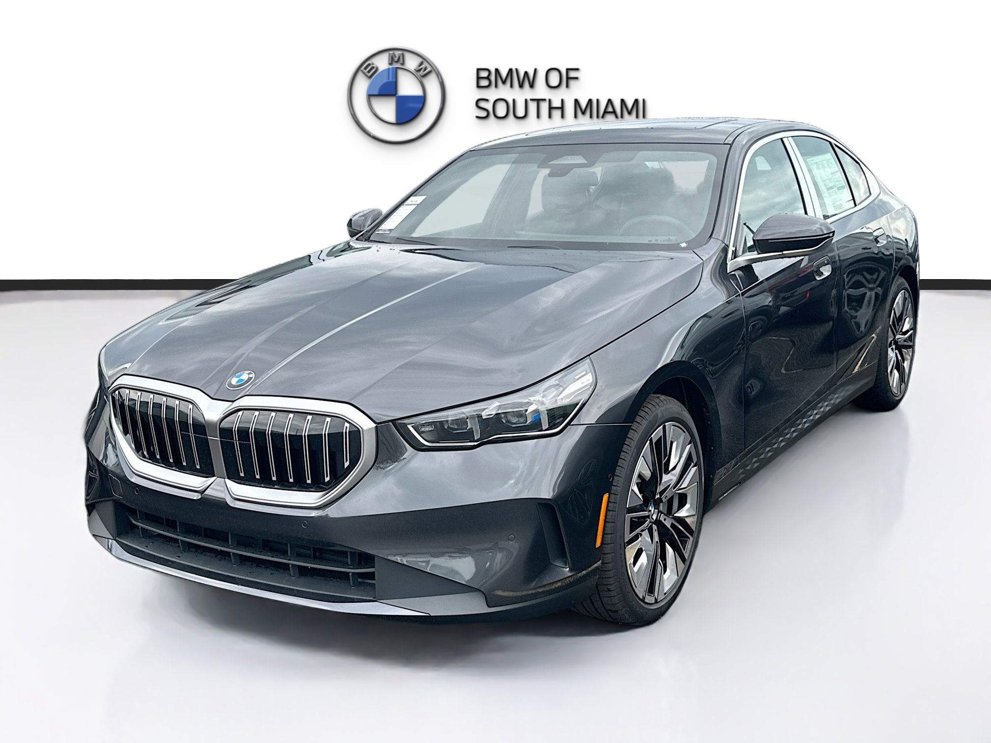 New 2026 BMW 530i image 3