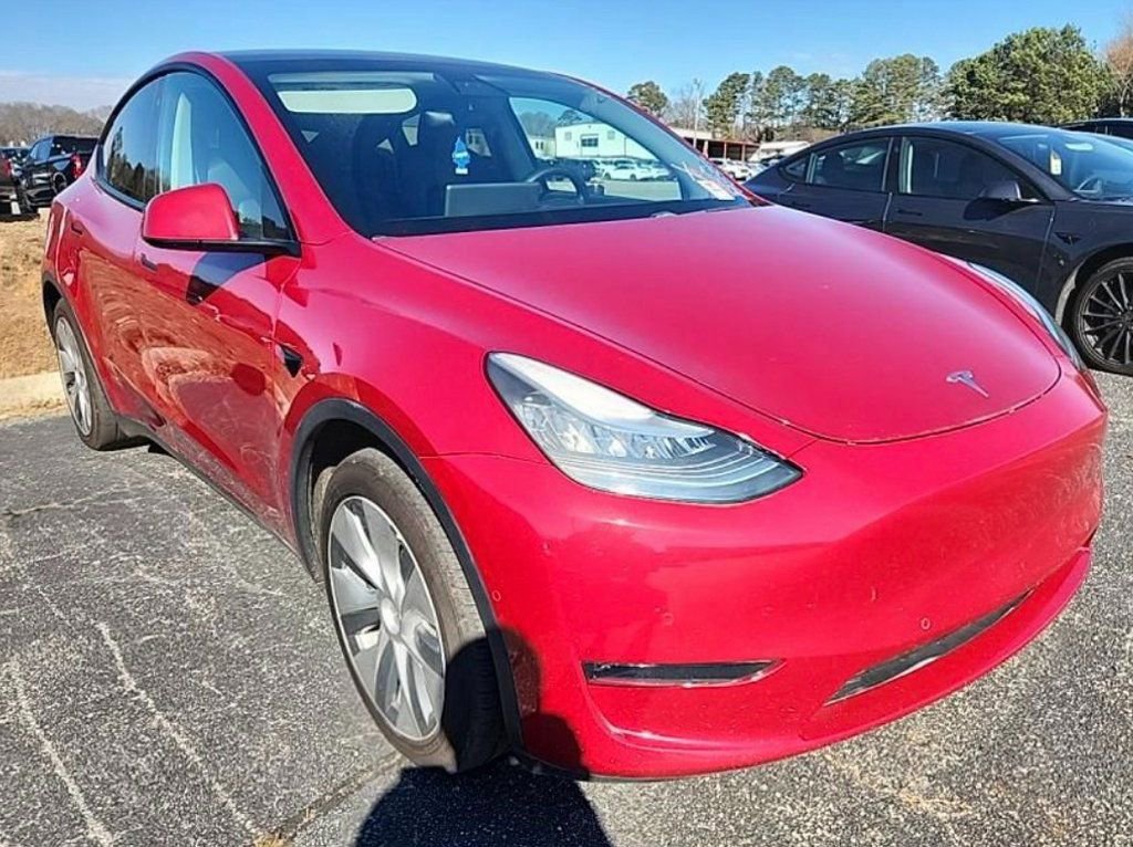 Used 2020 Tesla Model Y Long Range image 3