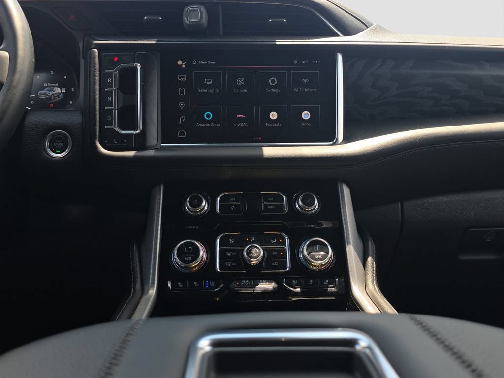 Used 2023 GMC Yukon Denali AWD/4WD image 14