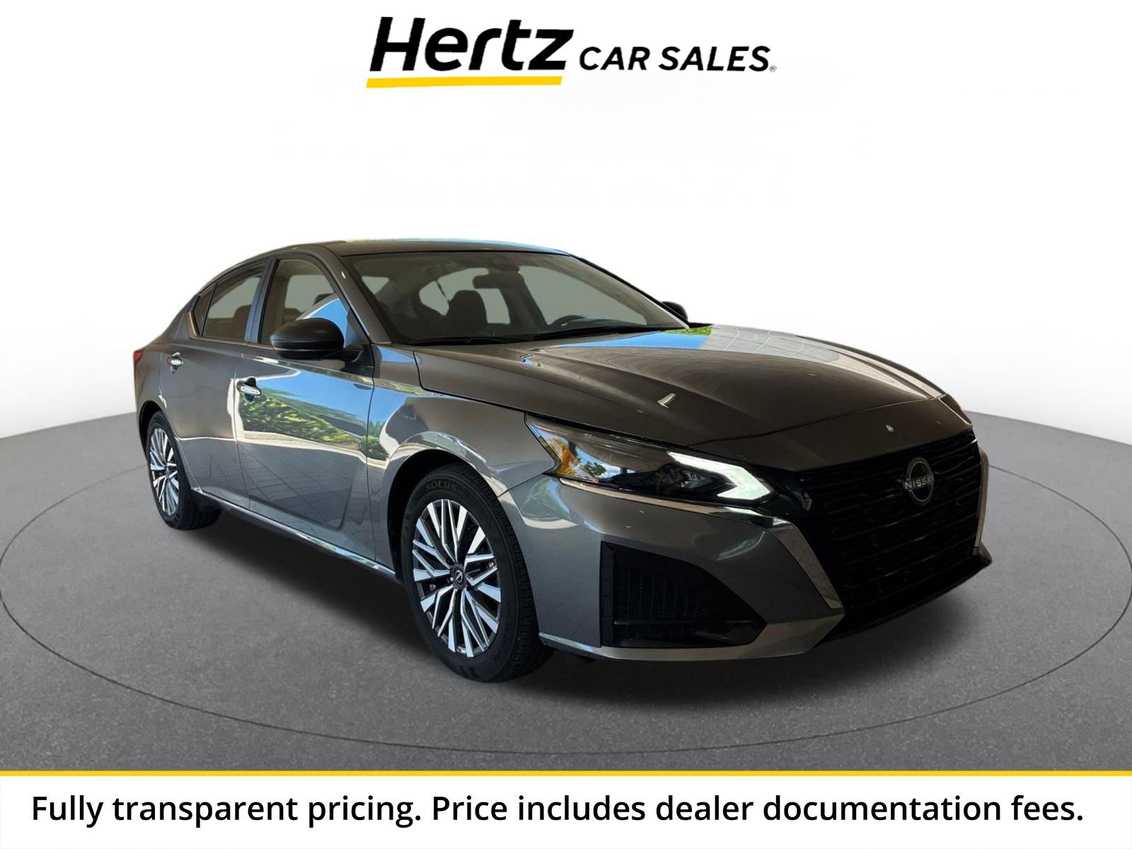 Used 2025 Nissan Altima 2.5 SV FWD image 1