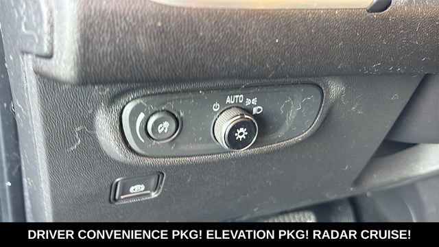 Used 2021 GMC Terrain SLE w/ Driver Convenience Package image 11