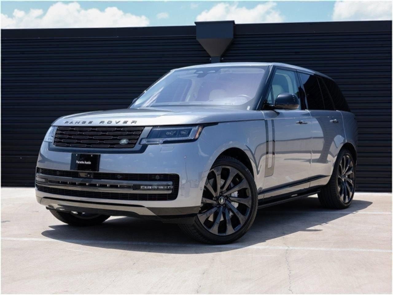 Used 2023 Land Rover Range Rover SE