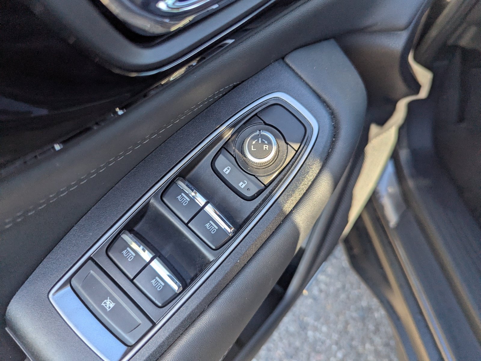 Used 2021 Subaru Outback Limited AWD/4WD image 21
