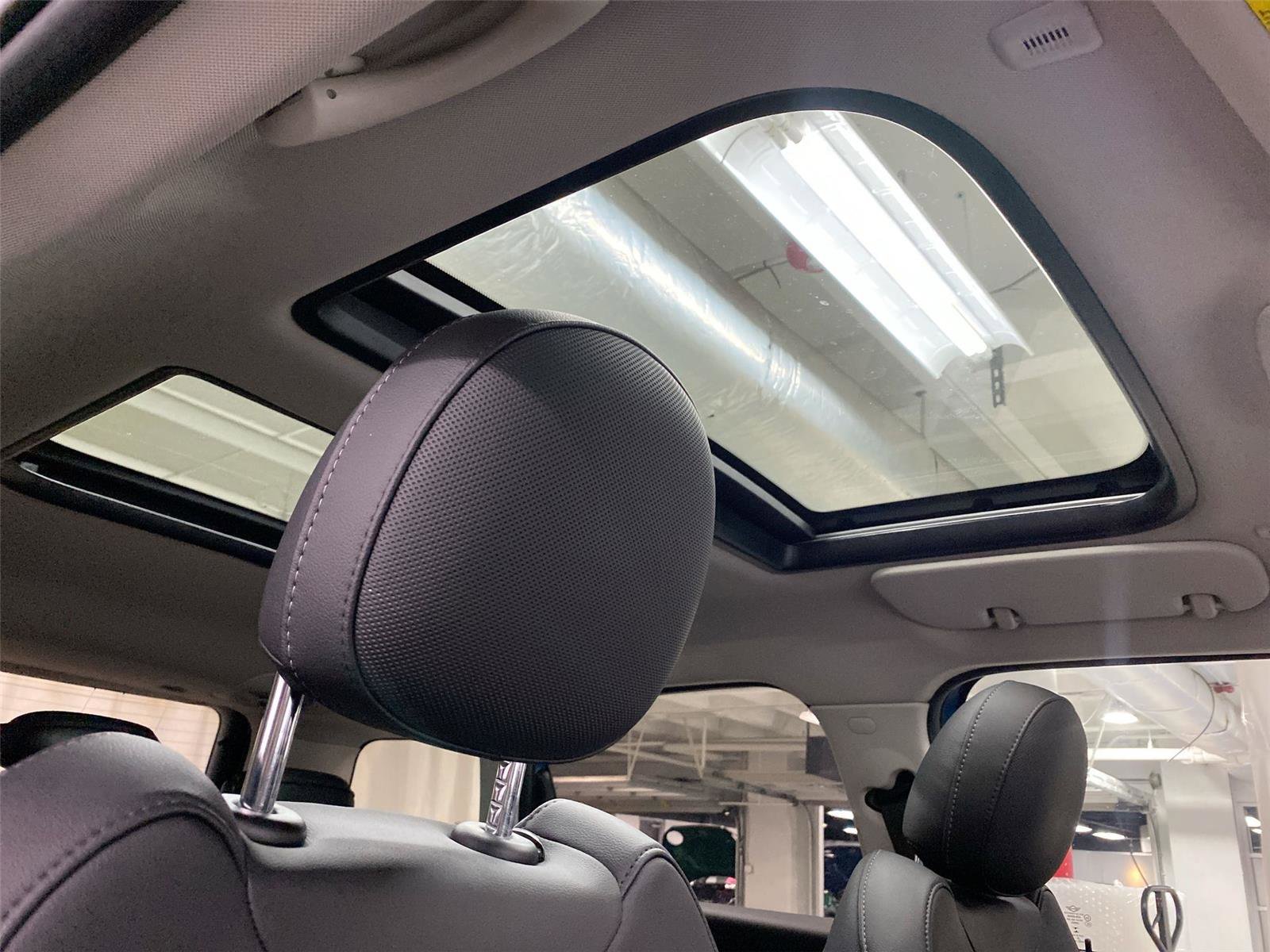 Used 2019 MINI Cooper Countryman SE w/ Premium Package image 20