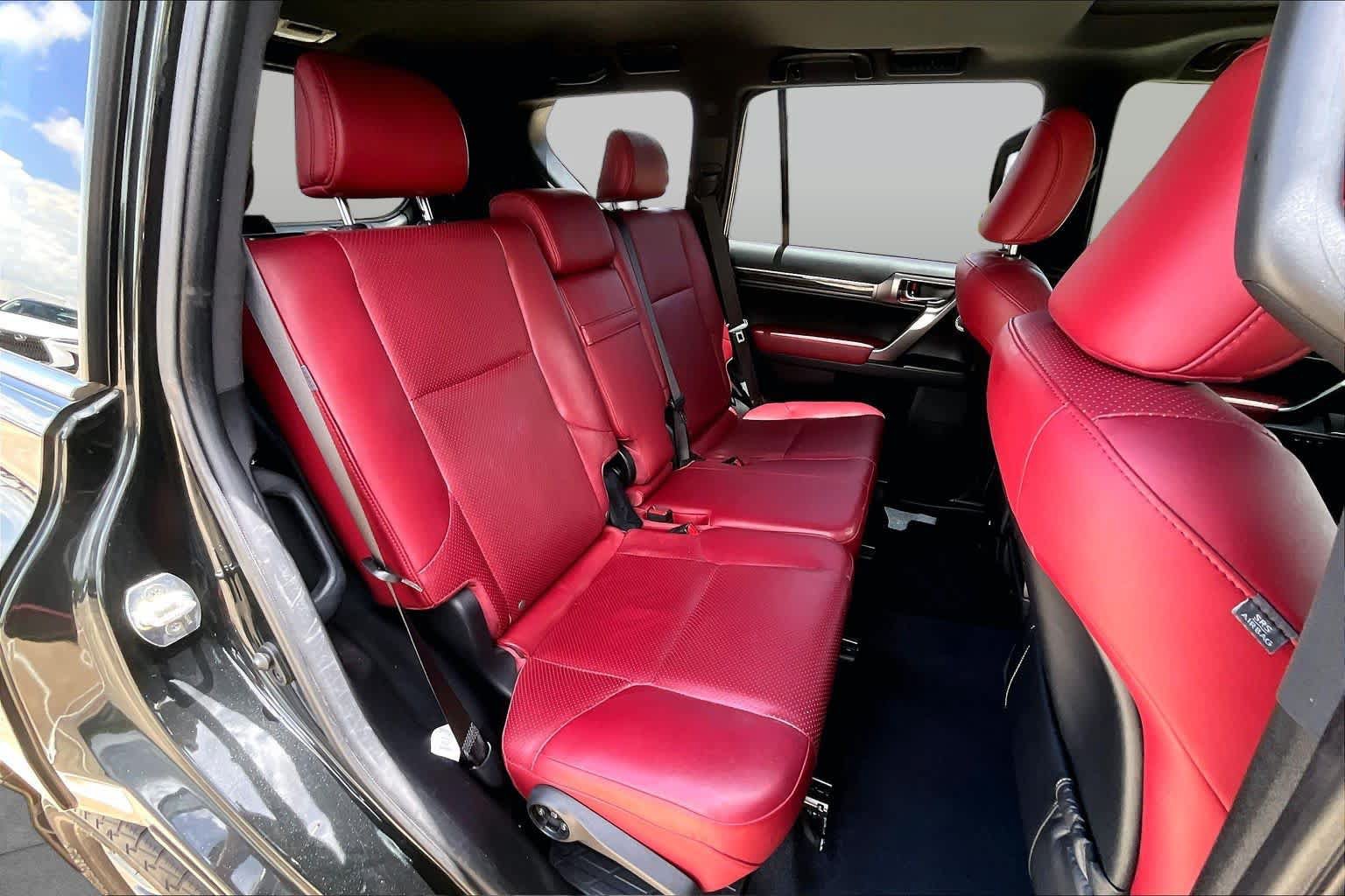Used 2023 Lexus GX 460 Luxury w/ Accessory Package AWD/4WD image 20