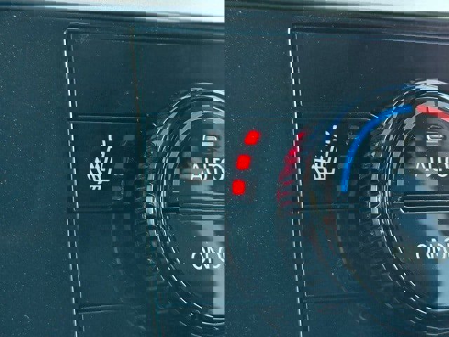 New 2025 Nissan Pathfinder SL w/ SL Premium Package image 34