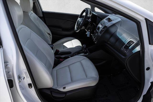 Used 2017 Kia Forte LX FWD image 23