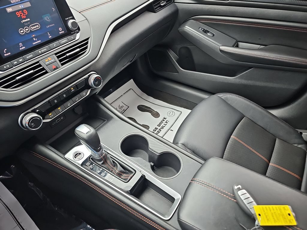Used 2021 Nissan Altima 2.5 SR FWD image 29