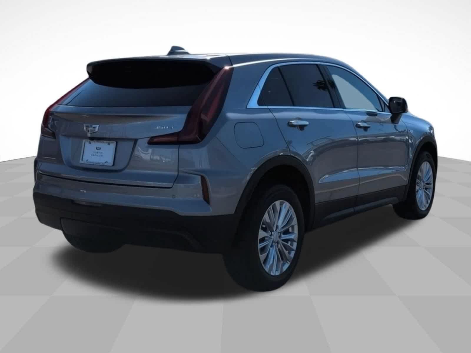 Certified 2024 Cadillac XT4 Luxury FWD image 5