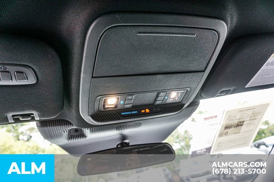 Used 2025 Ford Explorer ST-Line AWD/4WD image 35