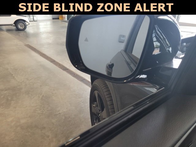 New 2025 Jeep Grand Cherokee Limited w/ Black Appearance Package image 14