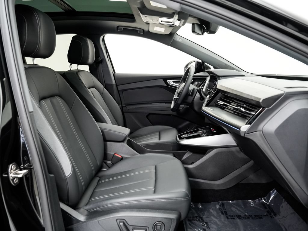 Used 2023 Audi Q4 e-tron Premium Plus w/ Premium Plus AWD/4WD image 21