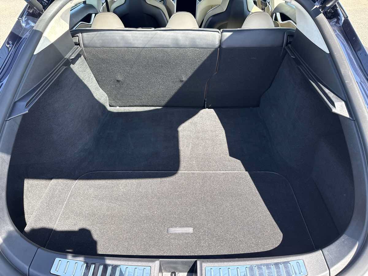 Used 2012 Tesla Model S Performance RWD image 17