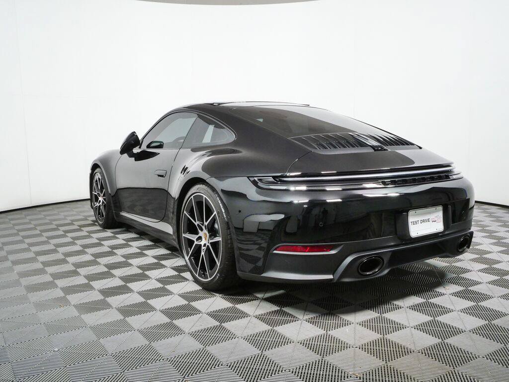 Certified 2025 Porsche 911 Carrera RWD image 3