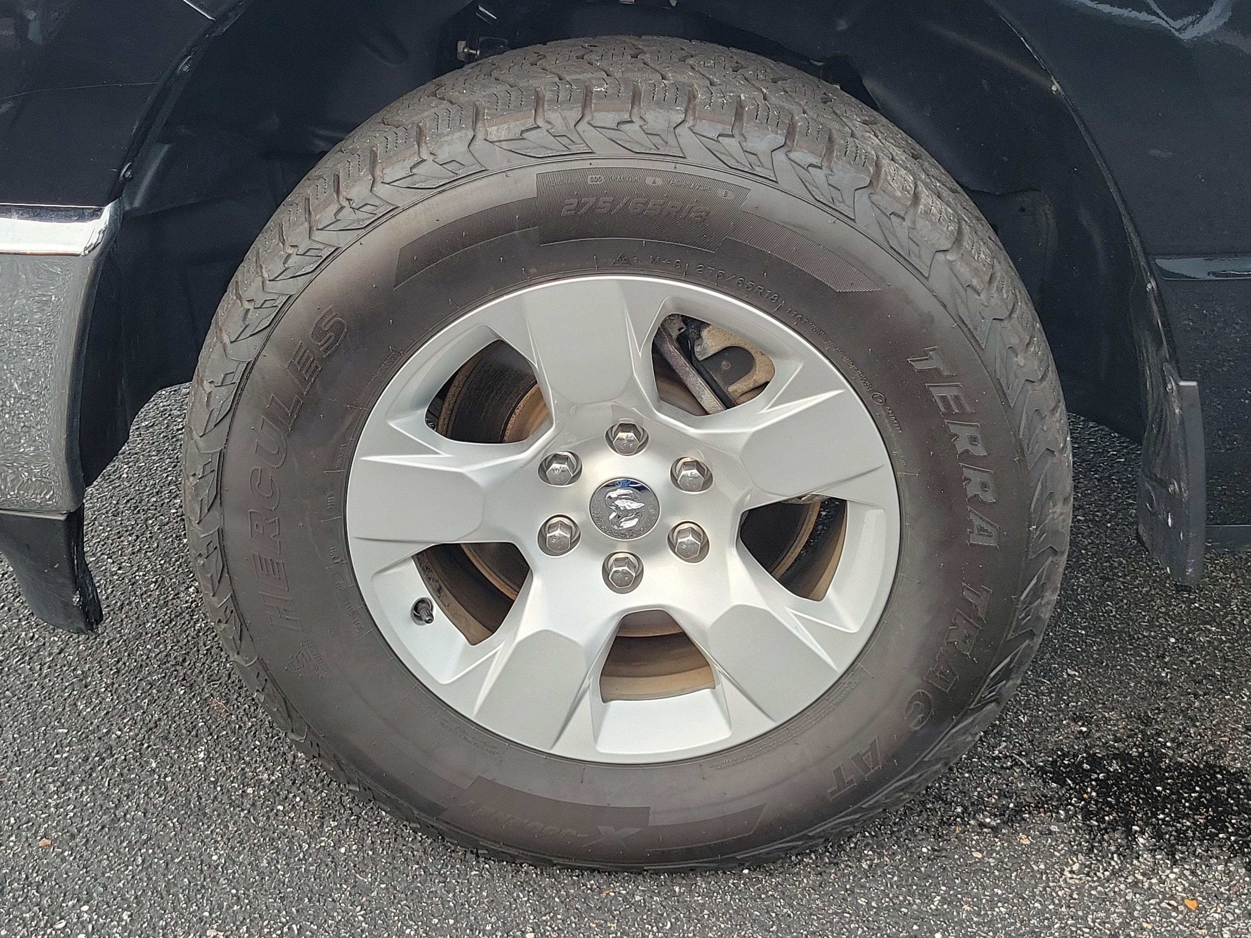 Used 2021 RAM 1500 Big Horn image 9