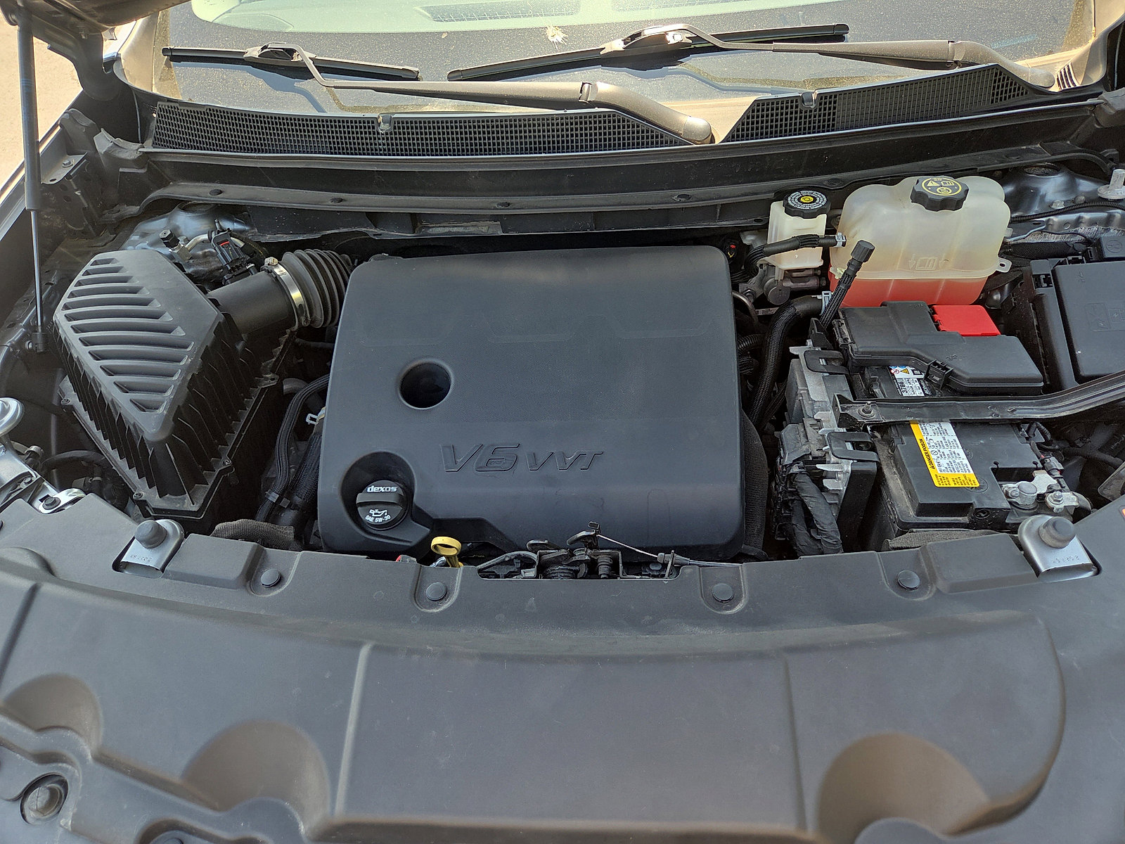 Used 2021 Chevrolet Traverse LS AWD/4WD image 33