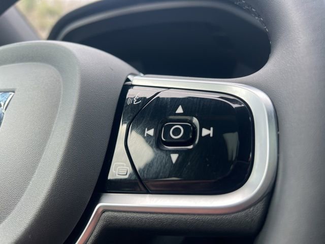 Certified 2024 Volvo XC60 T8 Plus w/ Protection Package Premier image 32