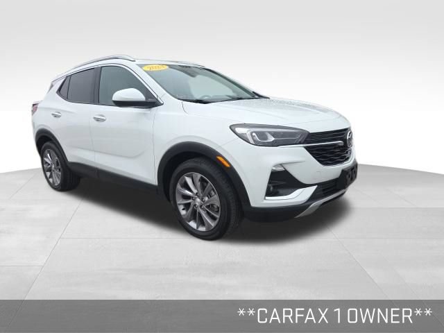 Used 2023 Buick Encore GX Essence w/ Experience Buick Package FWD image 2