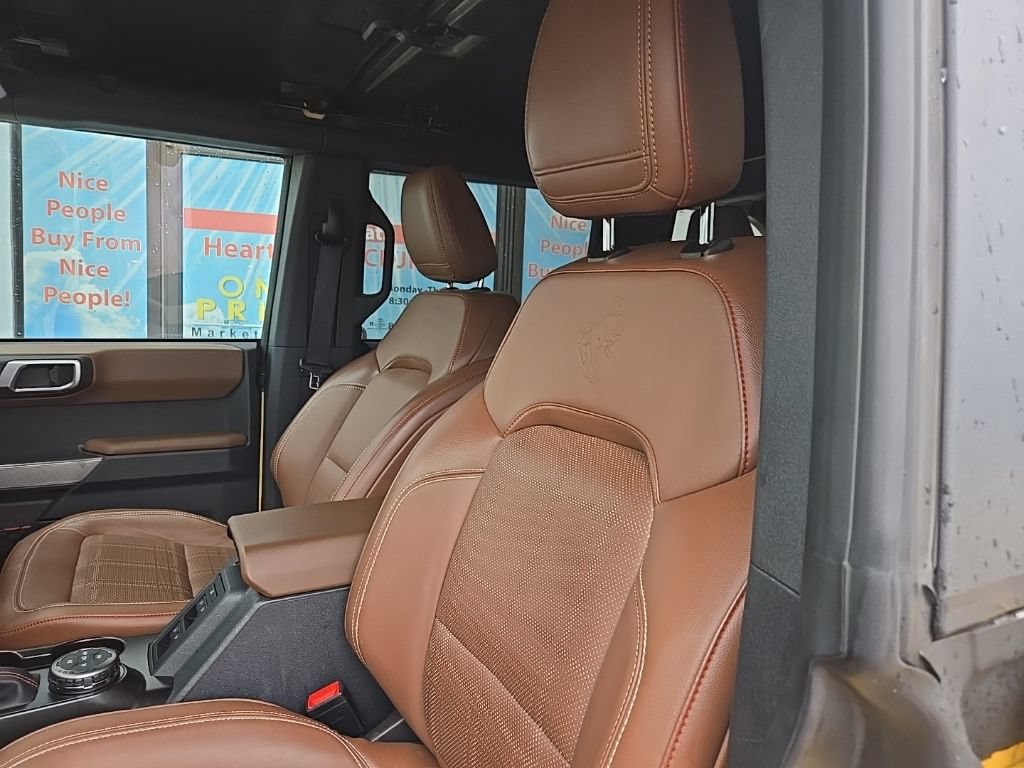Used 2023 Ford Bronco Heritage Edition AWD/4WD image 32