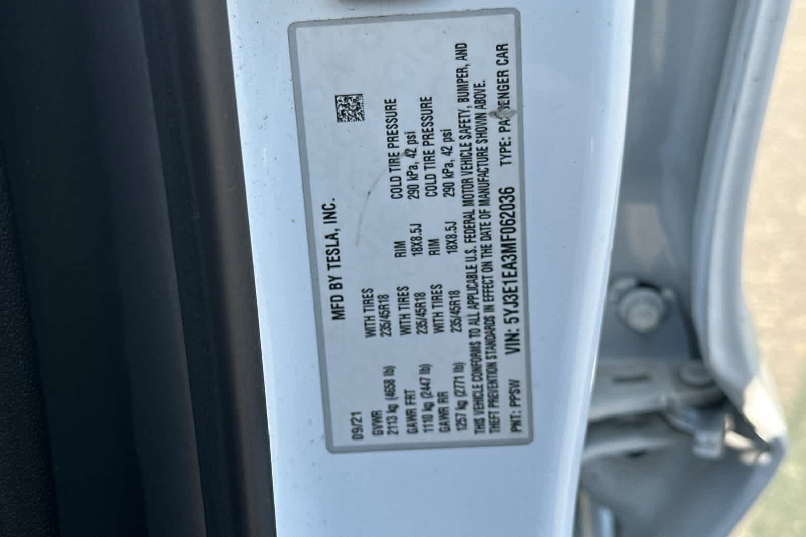 Used 2021 Tesla Model 3 Standard Range Plus RWD image 27