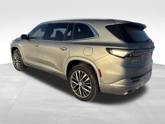 Certified 2025 Buick Enclave Avenir w/ Super Cruise Package AWD/4WD image 3