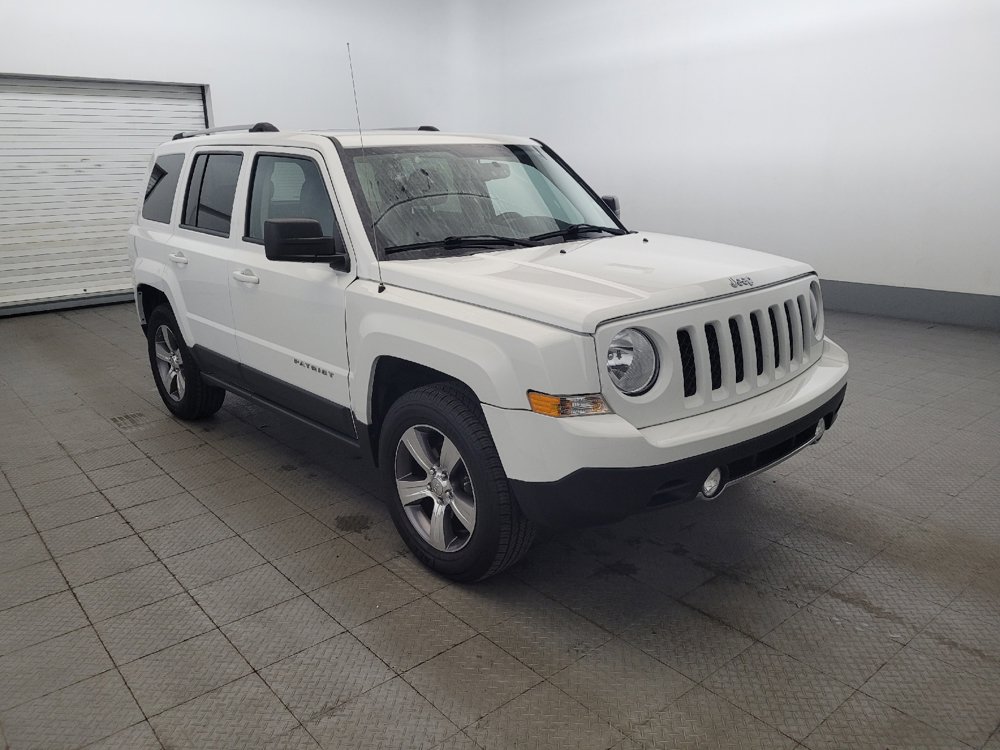 Used 2017 Jeep Patriot High Altitude AWD/4WD image 13