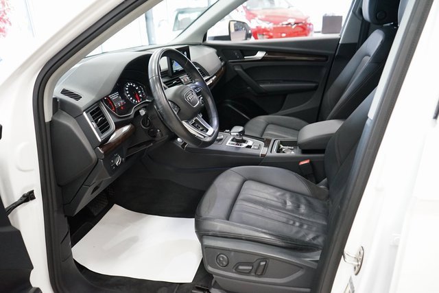 Used 2019 Audi Q5 2.0T Premium image 24