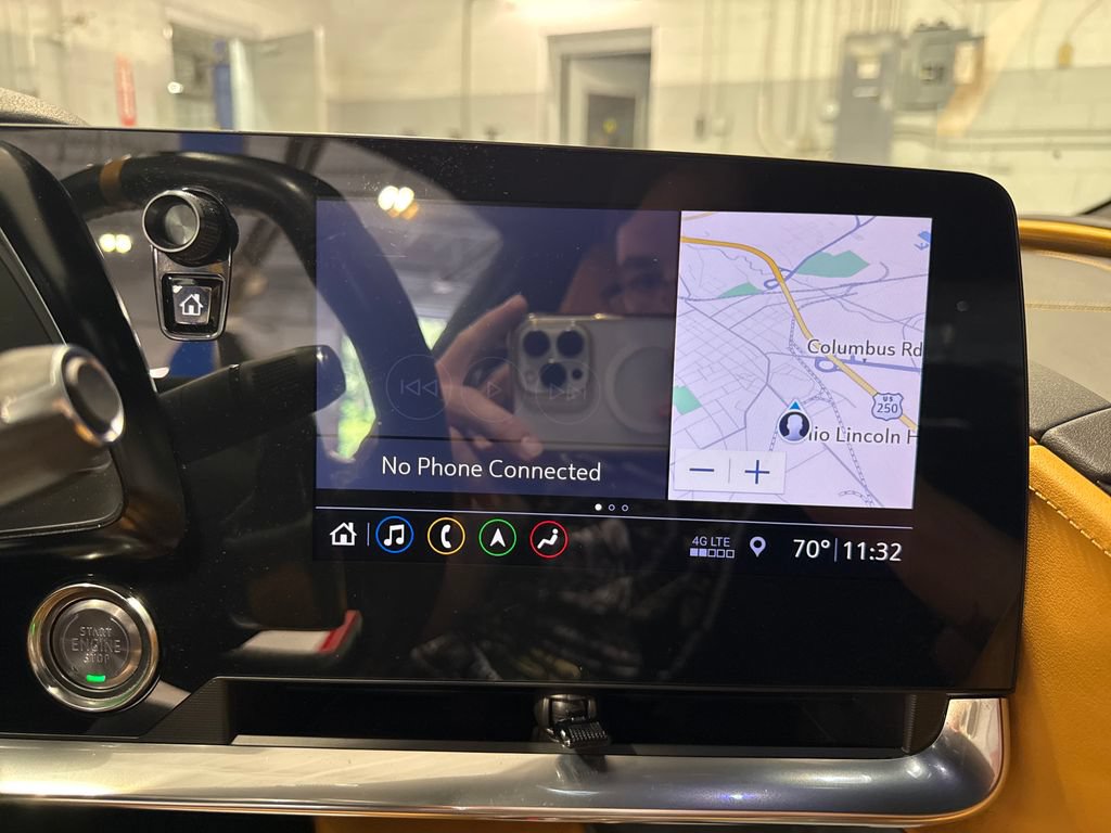 Used 2020 Chevrolet Corvette Stingray Preferred Cpe w/ 2LT Preferred Equipment Group RWD image 15