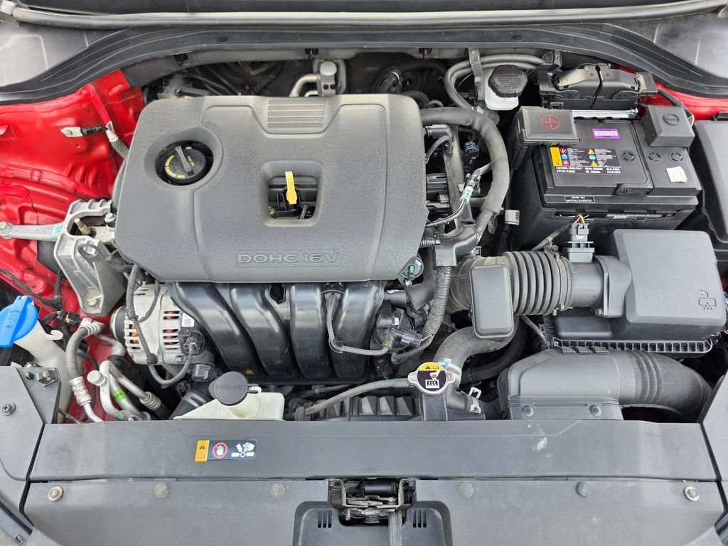 Used 2020 Hyundai Elantra SE FWD image 10
