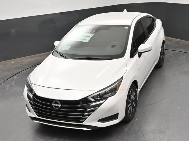 New 2025 Nissan Versa SV w/ Trunk Package FWD image 19