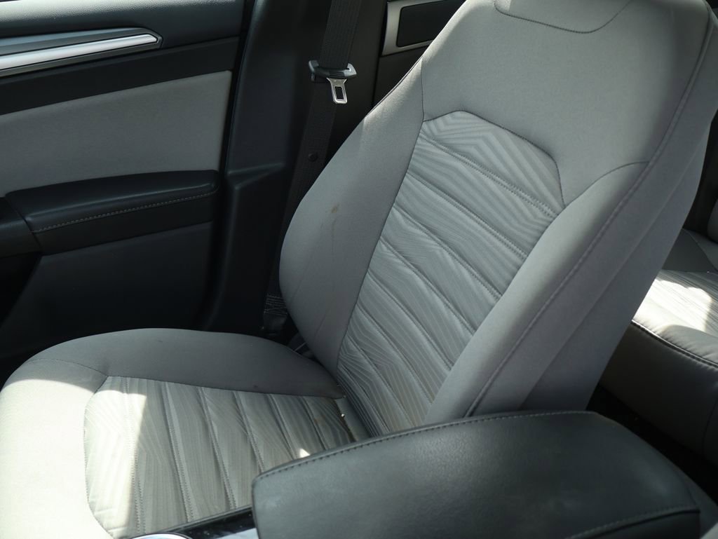 Used 2016 Ford Fusion S FWD image 16