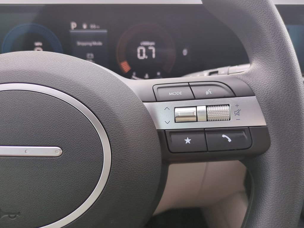 New 2026 Hyundai Tucson SE image 29