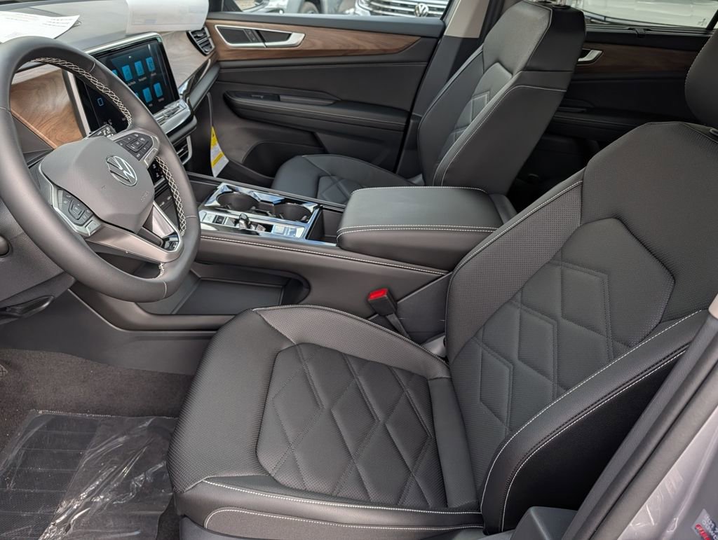 New 2026 Volkswagen Atlas SE image 11