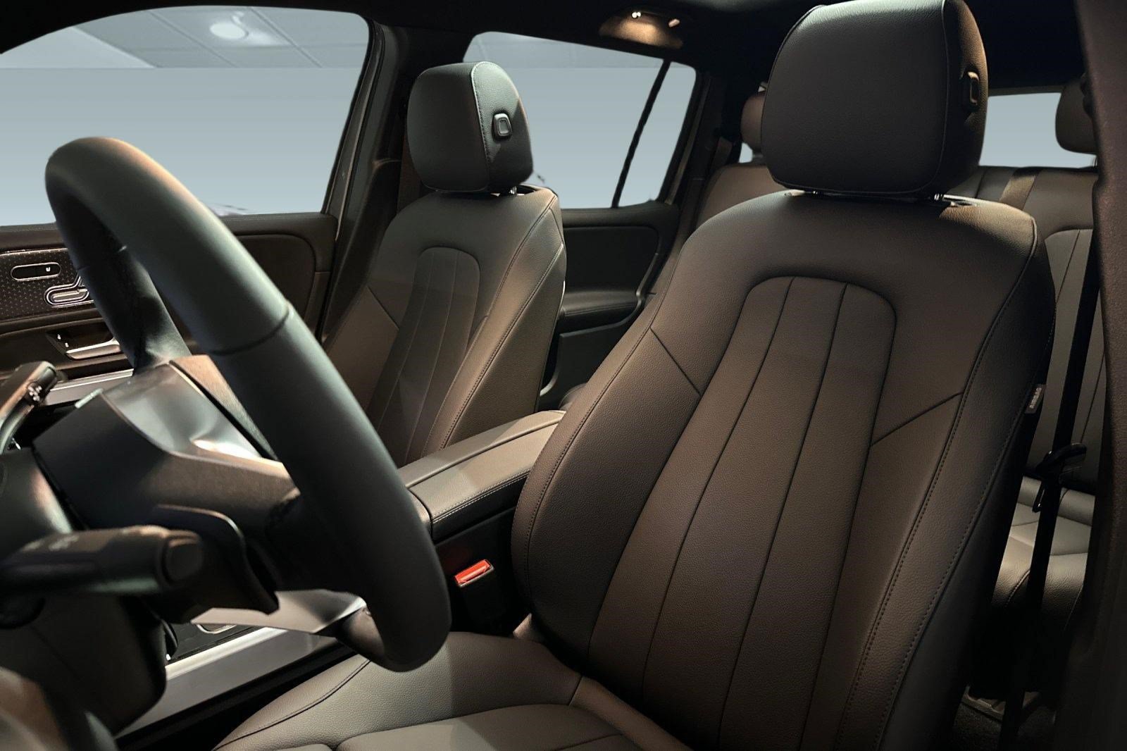 New 2026 Mercedes-Benz GLB 250 image 20