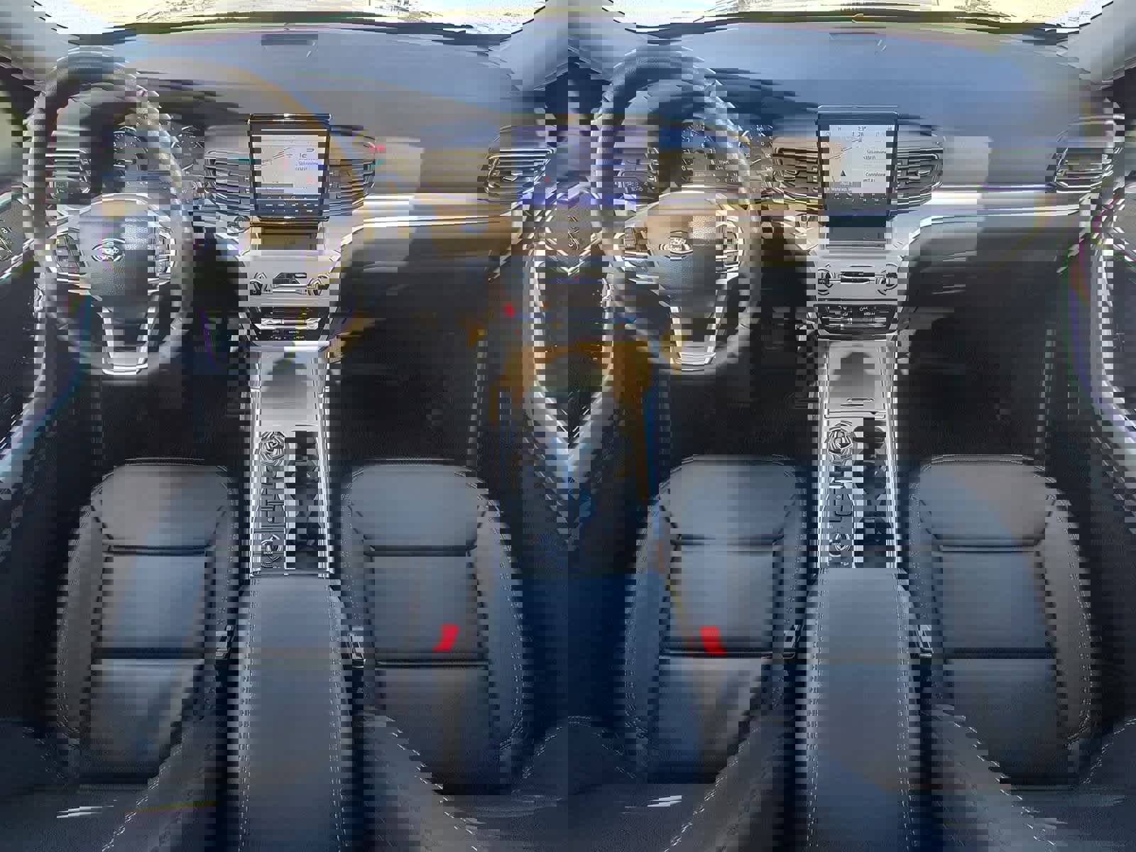 Used 2023 Ford Explorer XLT w/ Equipment Group 202A image 15