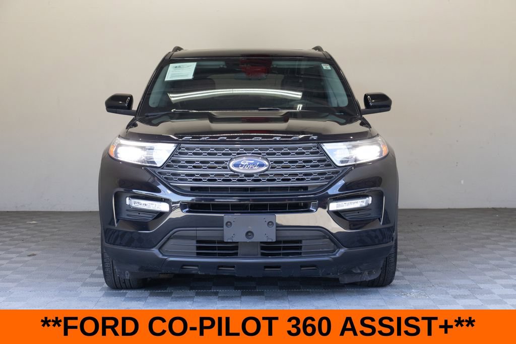 Used 2024 Ford Explorer XLT w/ Equipment Group 202A AWD/4WD image 5