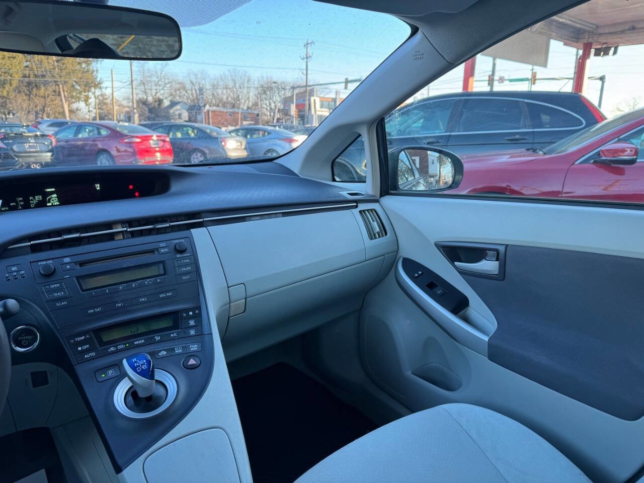 Used 2011 Toyota Prius Two image 10