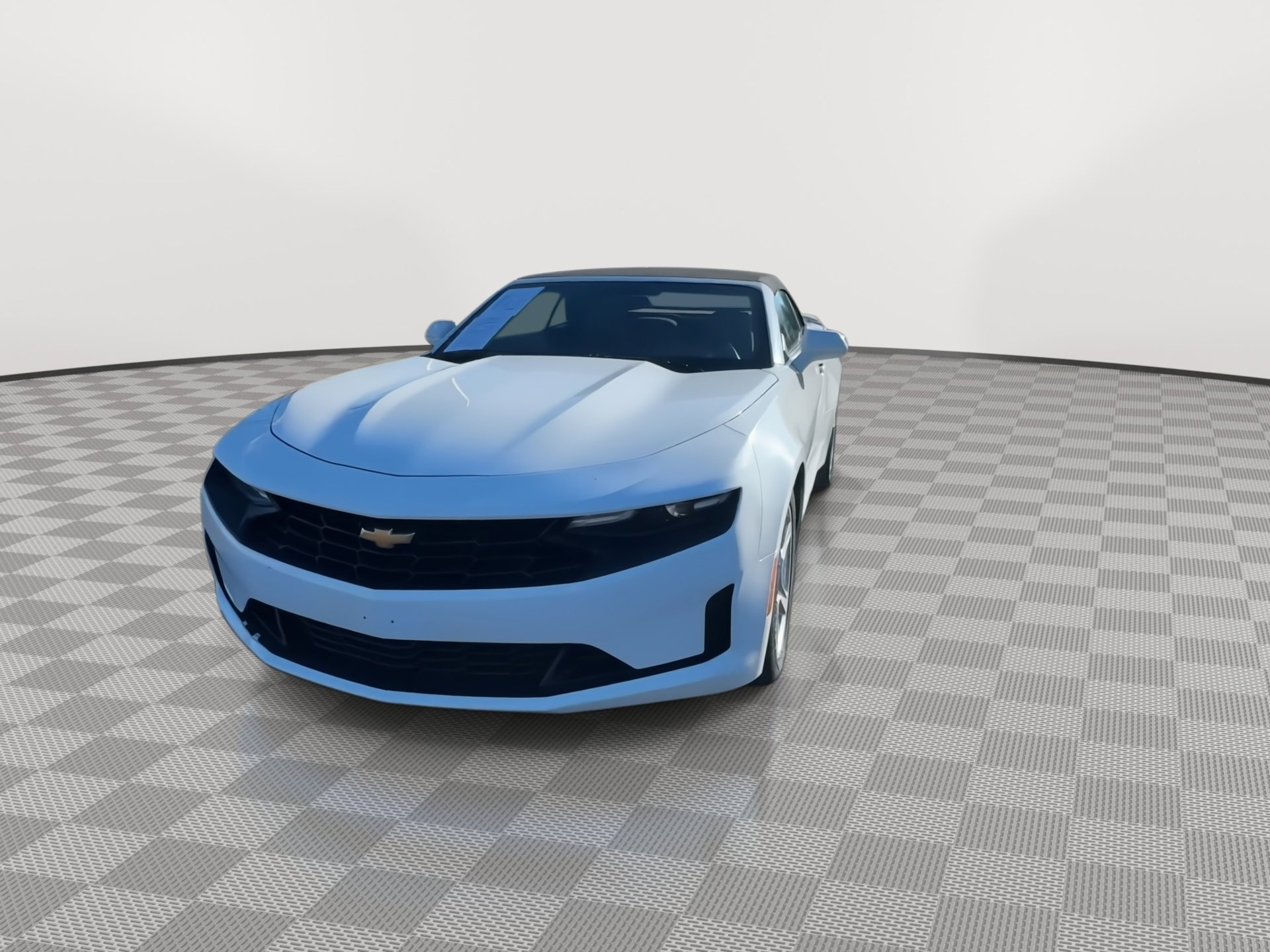 Used 2020 Chevrolet Camaro LT image 4