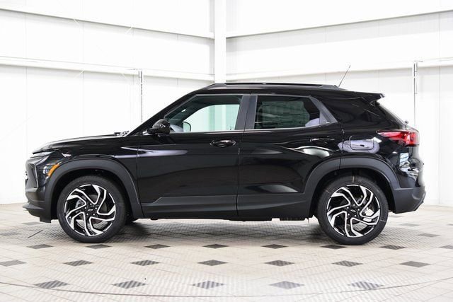New 2026 Chevrolet TrailBlazer RS w/ Convenience Package FWD image 4